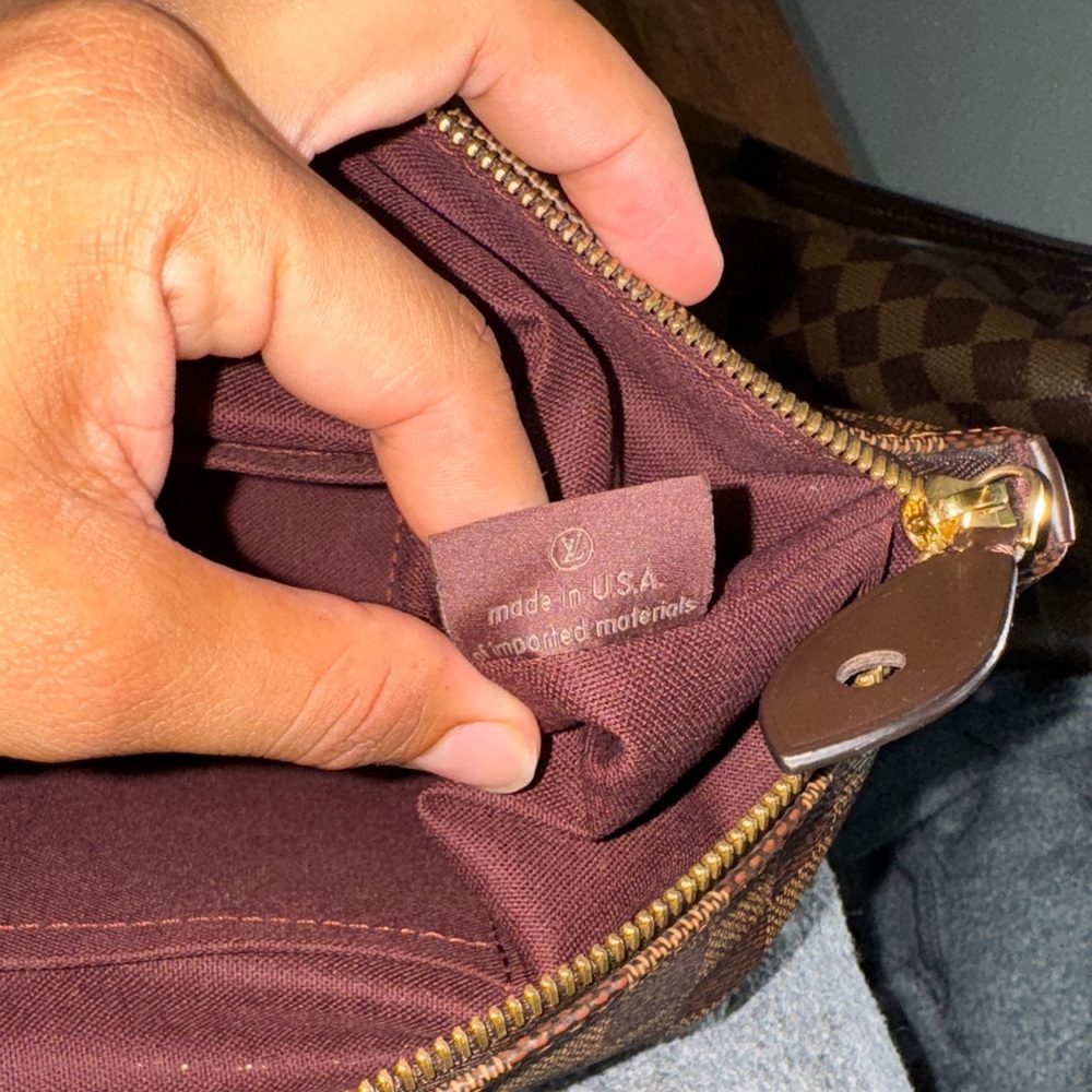 Louis Vuitton Damier Ebene Iena tote - Picture 11 of 11